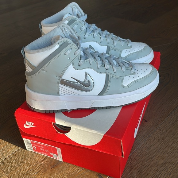 NIKE DUNK HIGH UP - Picture 4 of 4